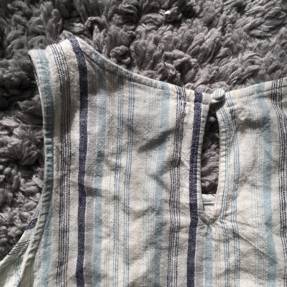Women’s S Target (“universal thread”) tank-top - Picture 4 of 5